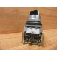 Allen Bradley 800T-H2D1 Selector Switch  800TH2D1 W800T-XD1 - Used