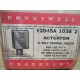 Honeywell V2045A 1038 2 Actuator V2045A10382