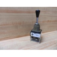 Allen Bradley 800T-T2H3 Toggle Switch 800TT2H3 Chipped Handle - Used