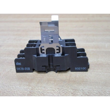 IDEC SH2B-05B Relay Socket SH2B05B (Pack of 2) - Used