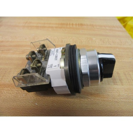 Allen Bradley 800T-J2KC7 Selector Switch 800TJ2KC7 W800T-XA Contact Block - New No Box