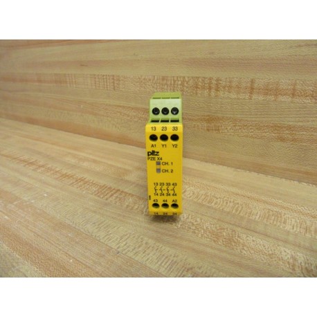 Pilz PZE X4 24VDC 4no Expansion Module 774585 - New No Box