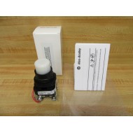 Allen Bradley 800H-QRTH10W Illuminated Push Button