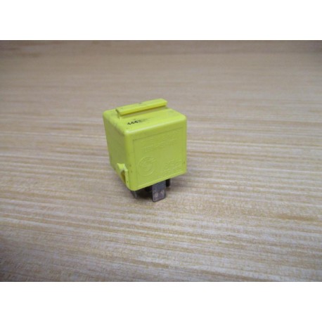 Siemens V23134-J52-X181 BMW Relay  61.36-1389105 - New No Box