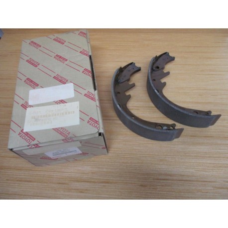 Toyota 47404-12810-71 Brake Shoe Pair