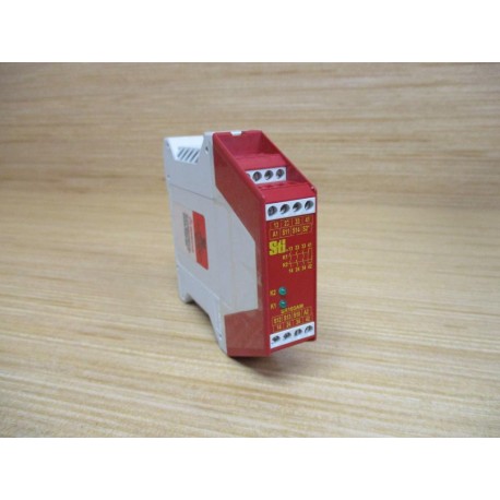 STI SR103AM01 Safety Relay 45510-1031 Damaged DIN Rail - Used