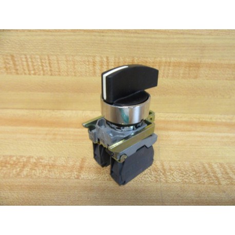 Schneider XB4 BJ53 Selector Switch XB4BJ53 - New No Box