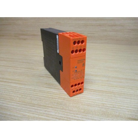 Safemaster BG5929.48100-ACDC24V-5060Z Safety Relay BG5929.48100 - Used