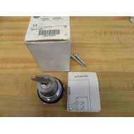 Allen Bradley 800T-H32 Keyed Selector Switch