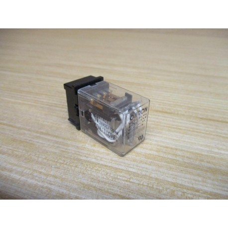 Omron MY4-US-DC100 Relay MY4USDC100 - Used