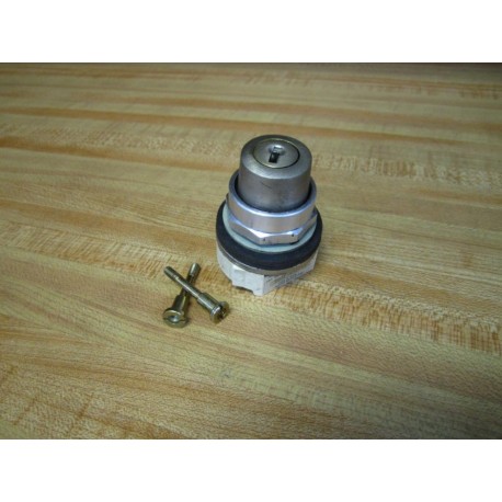 Allen Bradley 800T-NX272E Keyed Selector Switch 800TNX272E WO Key - Used