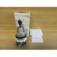 Allen Bradley 800T-H32D1 Selector Switch