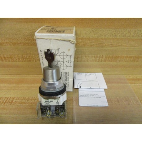 Allen Bradley 800T-H32D1 Selector Switch Ser. T