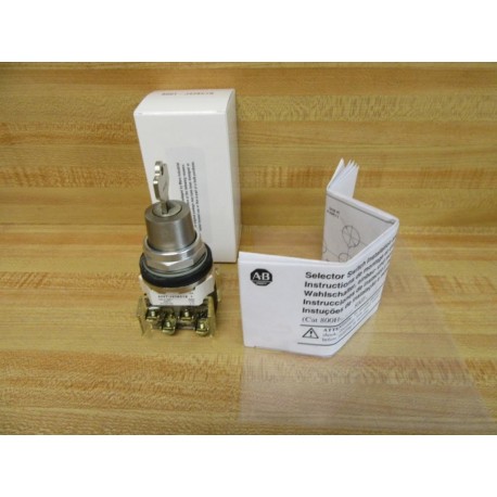 Allen Bradley 800T-J43KC7B Selector Switch 800TJ43KC7B W(2) 800T-XA