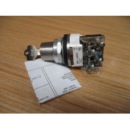 Allen Bradley 800T-J44KT7 Keyed Selector Switch 800TJ44KT7 W Key - New No Box