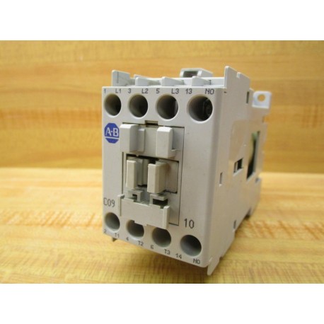 Allen Bradley 100-C09Z*10 Contactor 100C09Z10 Series A - Used
