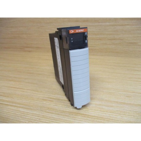 Allen Bradley 1756-OA16I Output Module Ser.A, 96194078 A01, Cat.Rev. L01 - Used