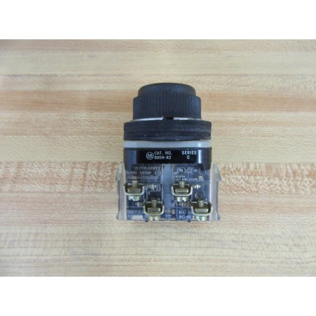 Allen Bradley 800H-R2 Push Button - Used