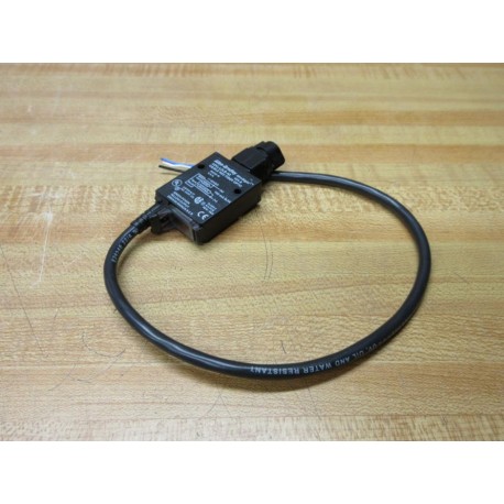 Allen Bradley 42KL-L2LB-A2 Minisight Photoelectric Sensor WOut Nut - Used
