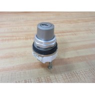 Allen Bradley 800T-H3204 Keyed Selector Switch 800TH3204 with Key D025 - Used