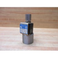 Skinner Valve V5R75020YT Honeywell Solenoid Valve 14" NPT - Used