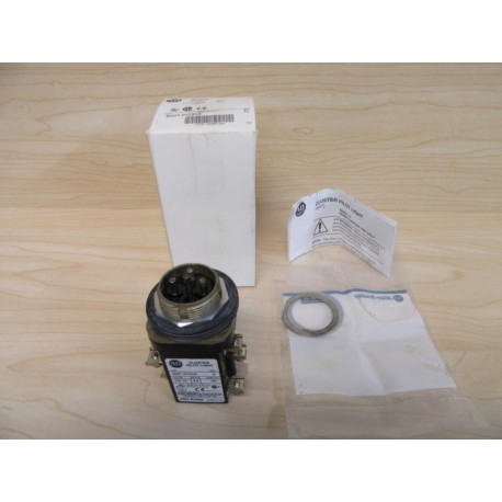 Allen Bradley 800T-PC316 Cluster WO Lens Cap