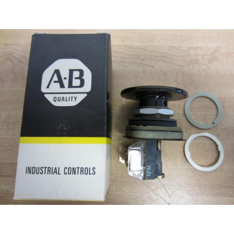 Allen Bradley 800T-D2JA Push Button 800TD2JA
