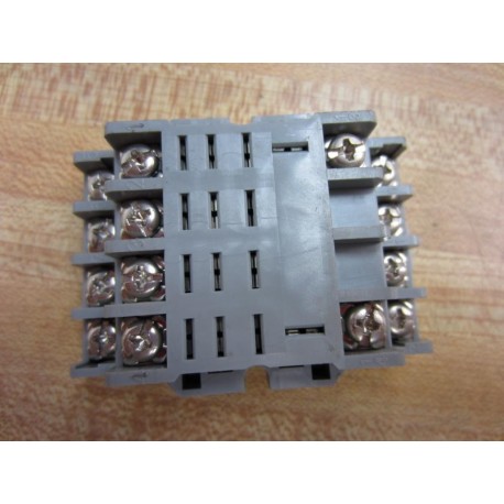 IDEC SH4B-05 Relay Sockets SH4B05 - New No Box
