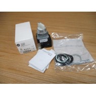 Allen Bradley 800T-2HWH2KB6DX Illum. Selector Switch 800T2HWH2KB6DX