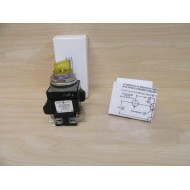 General Electric CR104PSL21E00S8 Selector Switch wContacts