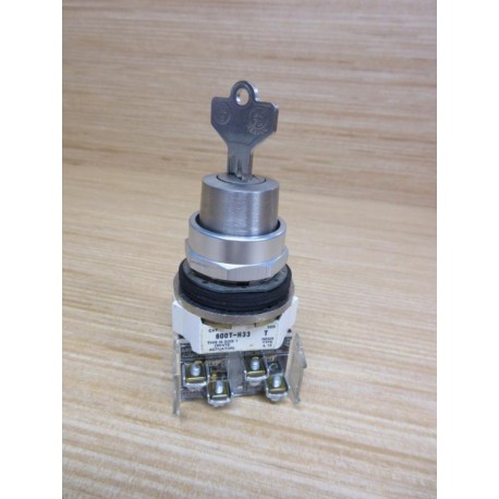 Allen Bradley 800T-H33A Selector Switch - New No Box