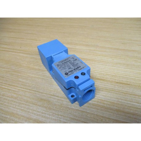 Allen Bradley 871L-XCB40S40 Limit Switch 871LXCB40S40 - New No Box