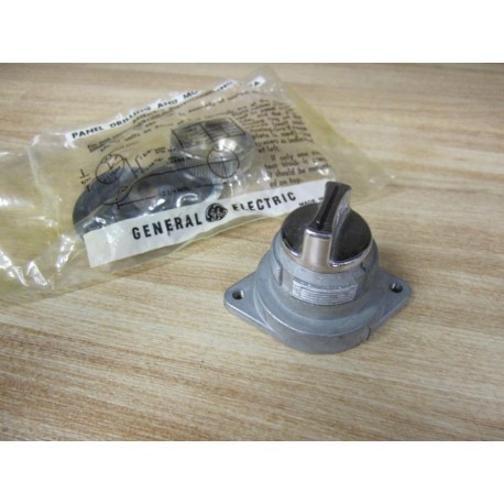 General Electric CR2940UB200B Selector Switch 3 Position - New No Box
