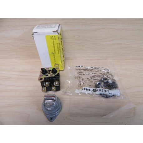 General Electric CR2940UB203G Heavy Duty Oiltight Selector Switch