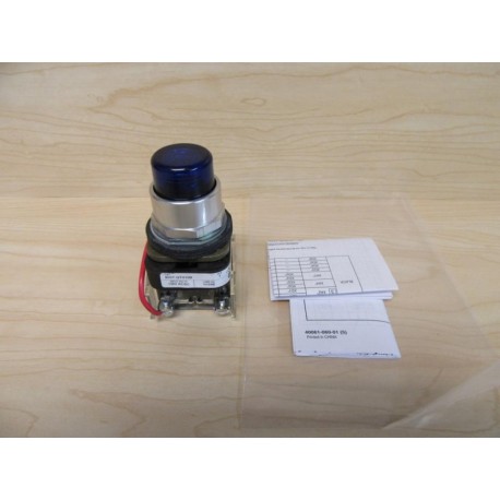 Allen Bradley 800T-QTH10B Push Button Switch - New No Box