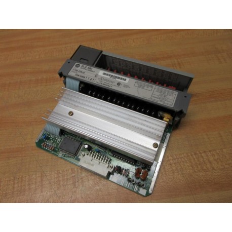 Allen Bradley 1746-OA16 Output Module 1746-0A16 Series B - Used