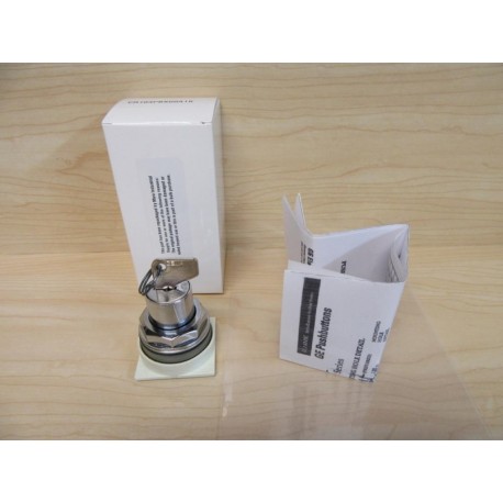 General Electric CR104PBK00A1K Keyed Switch GE