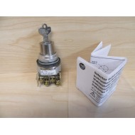 Allen Bradley 800T-H3208 Selector Switch - New No Box