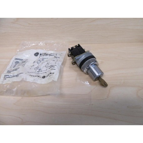 General Electric CR104PSK63A91C Selector Switch - Used
