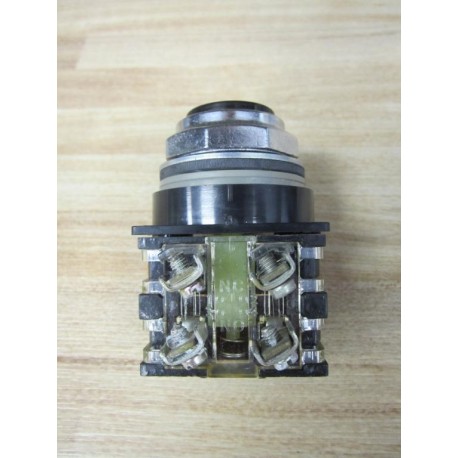 General Electric CR104PBG91B2 Push Button wContact - New No Box