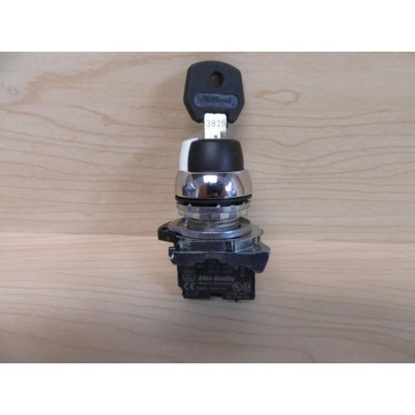Allen Bradley 800FM-KM22MX10 Selector Switch - New No Box