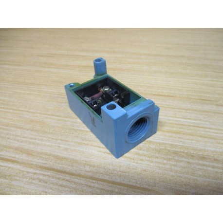 Honeywell MPB10 Receptacle Base For 4Blade Plug In - Used