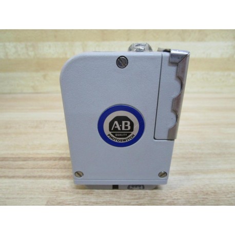 Allen Bradley 42DRA5400 Photoswitch 42DRA-5400 - New No Box