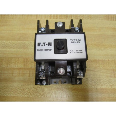 Cutler Hammer D26MB Relay Chipped Corner - New No Box