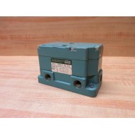 ARO 5241 33 02 Valve 52413302 - Used