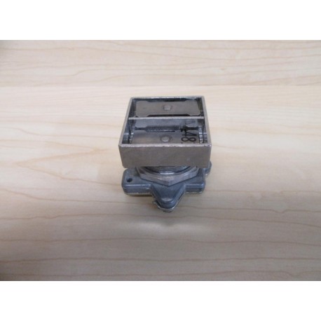 Cutler Hammer E30AD Eaton Compact Push Button Operator - Used