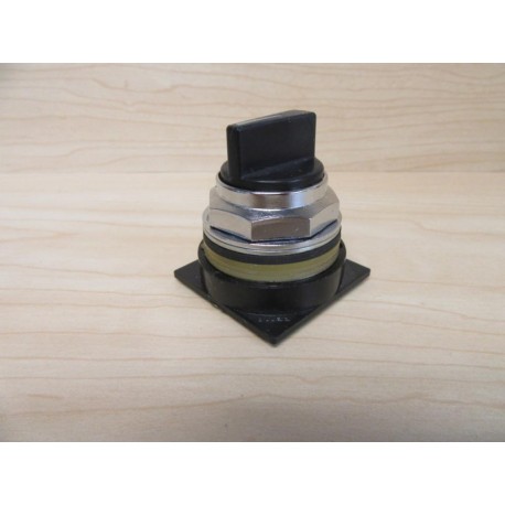 General Electric CR104PSG92B Selector Switch - Used
