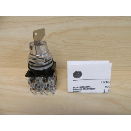 General Electric CR104PSK21A92M Selector Switch - New No Box
