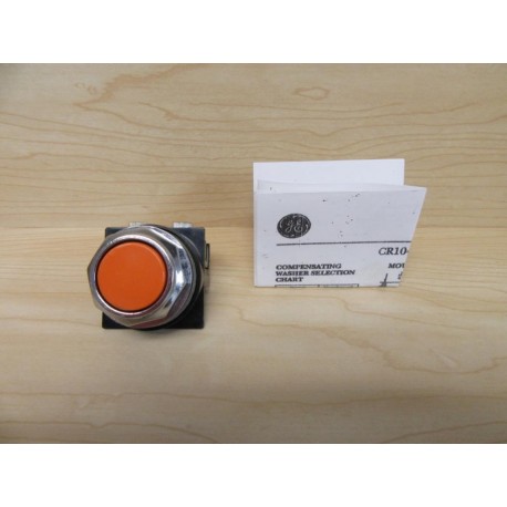 General Electric CR104PBG10M1 Push Button Switch - New No Box