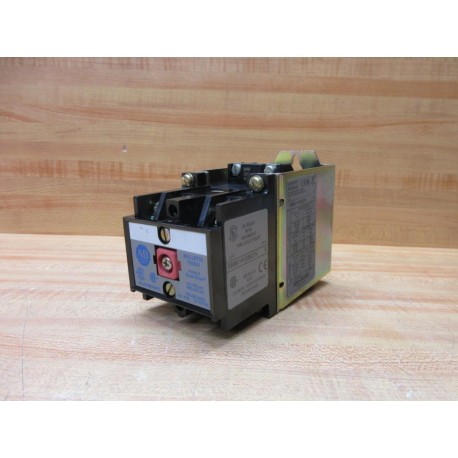 Allen Bradley 700DC-P200Z24 DC Industrial Relay Series AB - New No Box